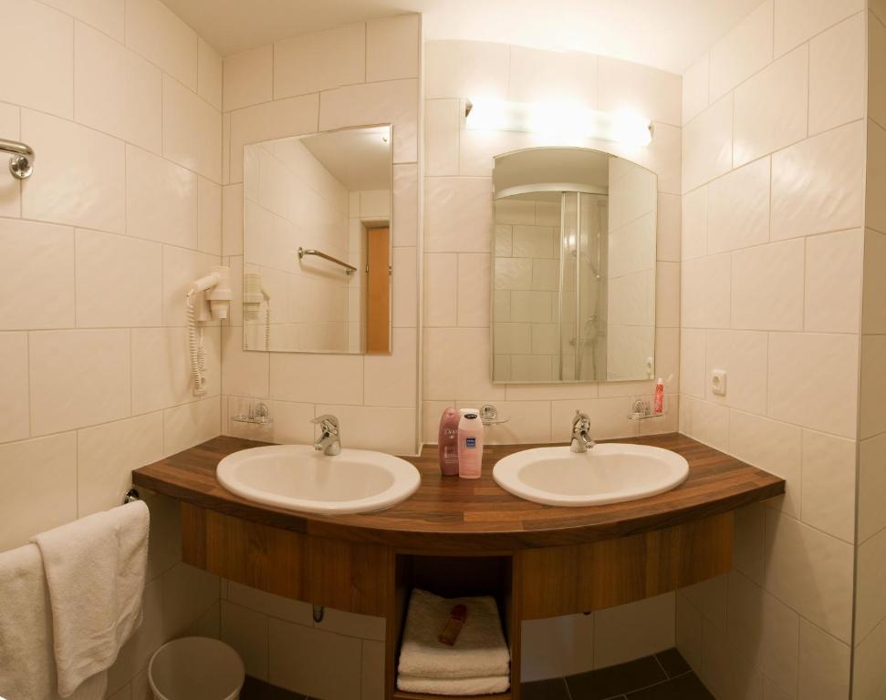 Appartements Fliana Mathon/イシュグル エクステリア 写真