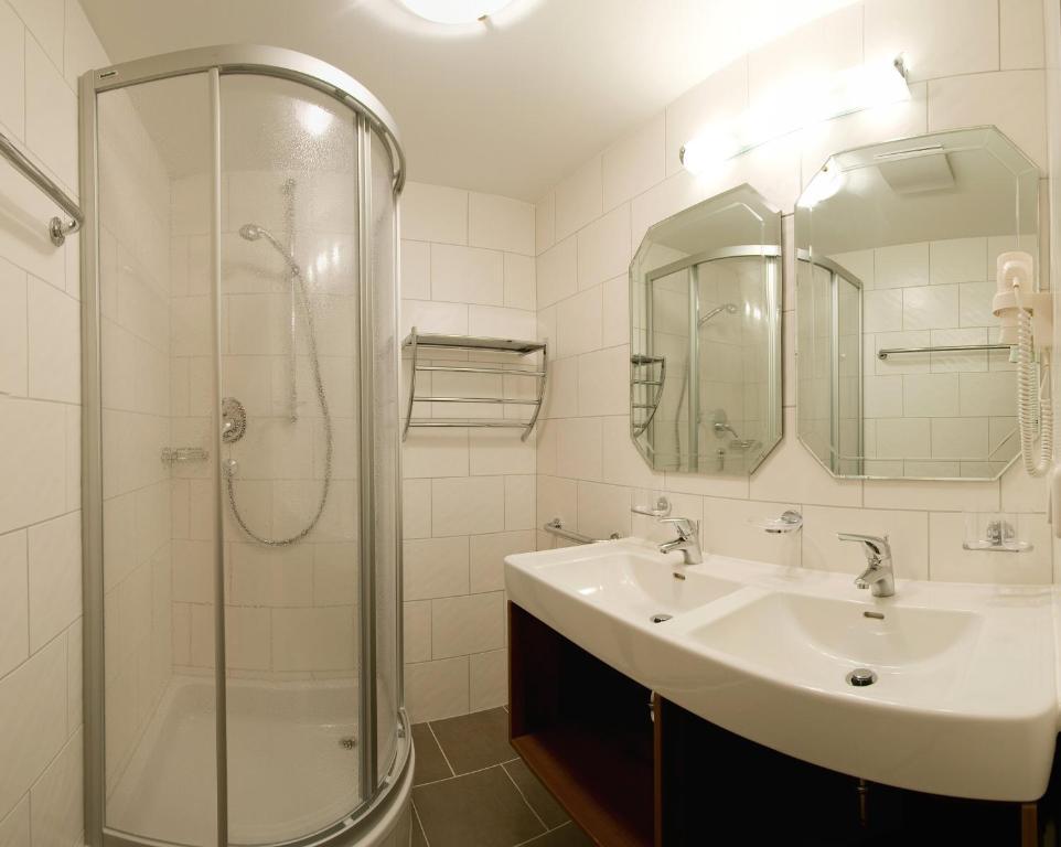 Appartements Fliana Mathon/イシュグル エクステリア 写真